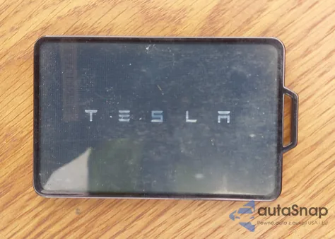 2025 Tesla Cybertruck All-Wheel Drive z USA, uszkodzony, nr VIN 7G2CEHED8SA072913